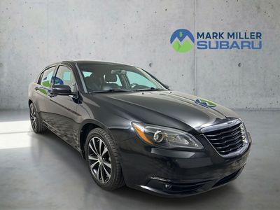 2013 Chrysler 200 Limited