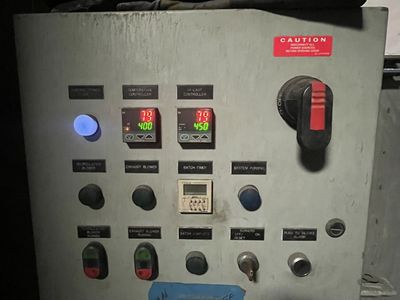 Powdercoat oven and booth