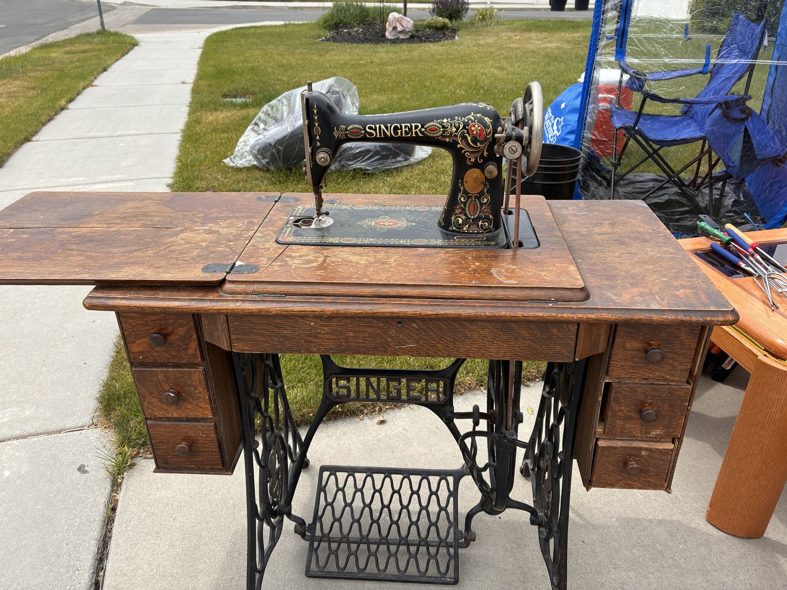 Antique Singer