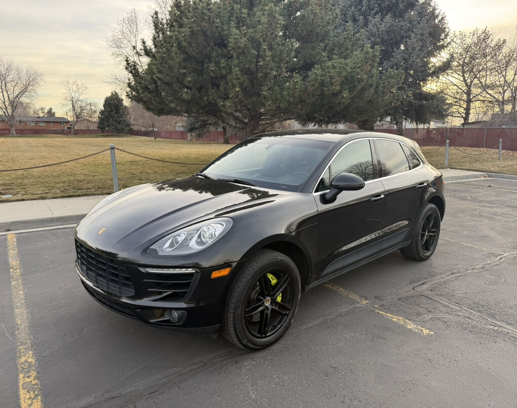 2015 Porsche Macan S