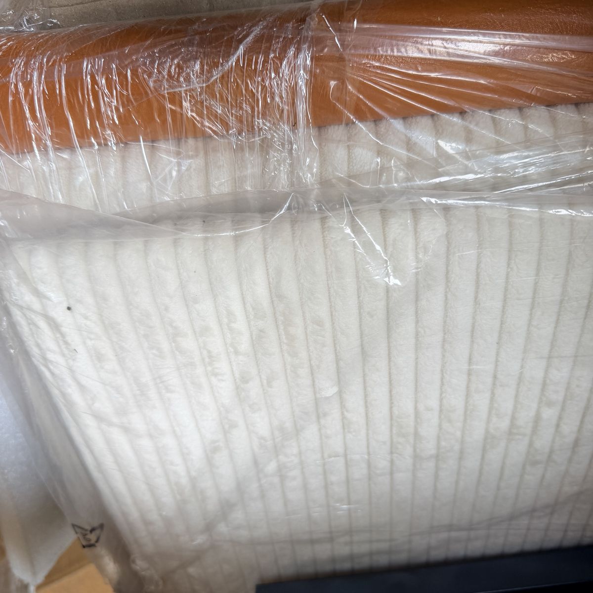 New. Luxury King Size Bed With Faux Leather Trim