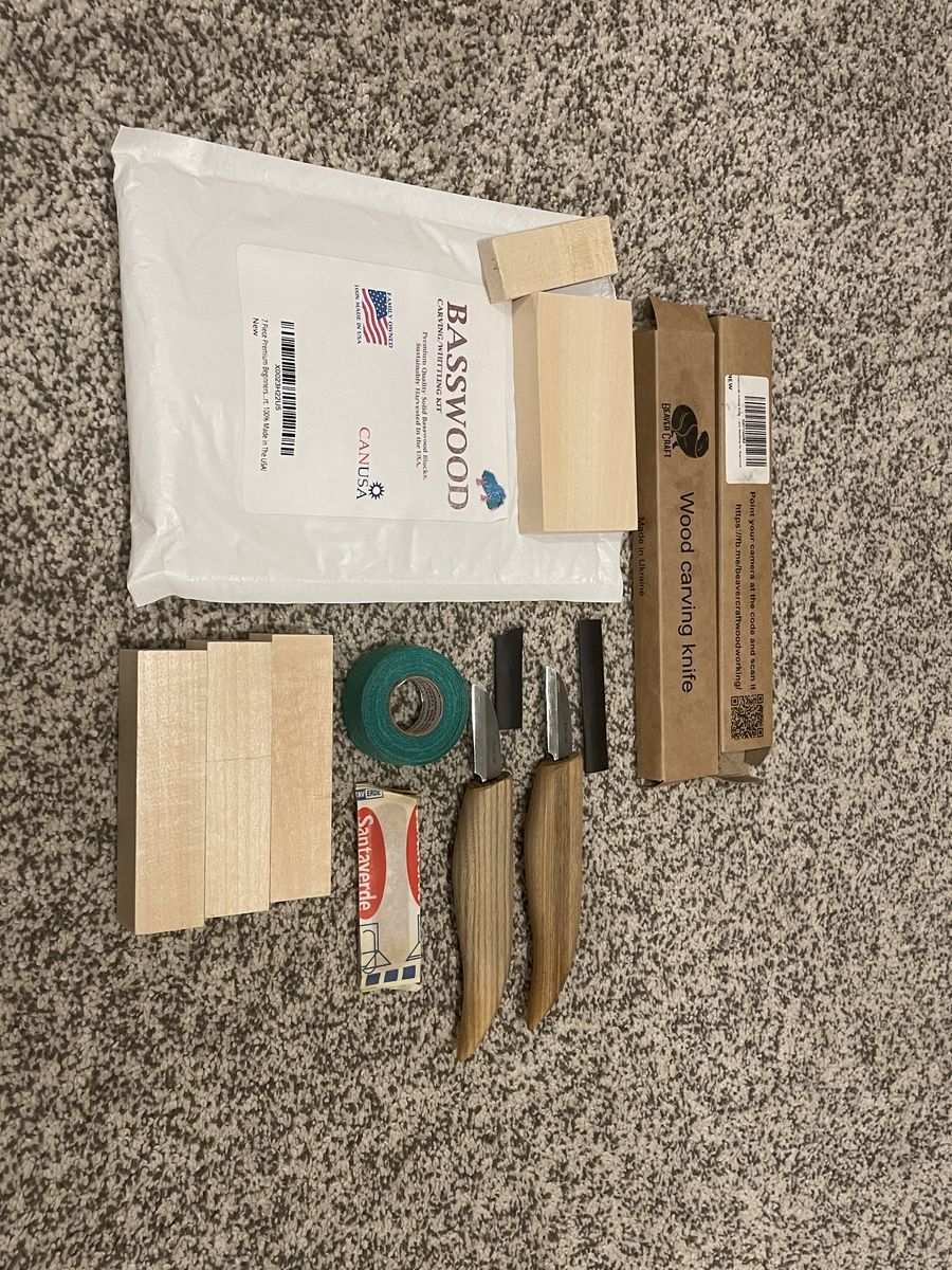 Whittling or wood carving kit