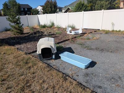 dog crate