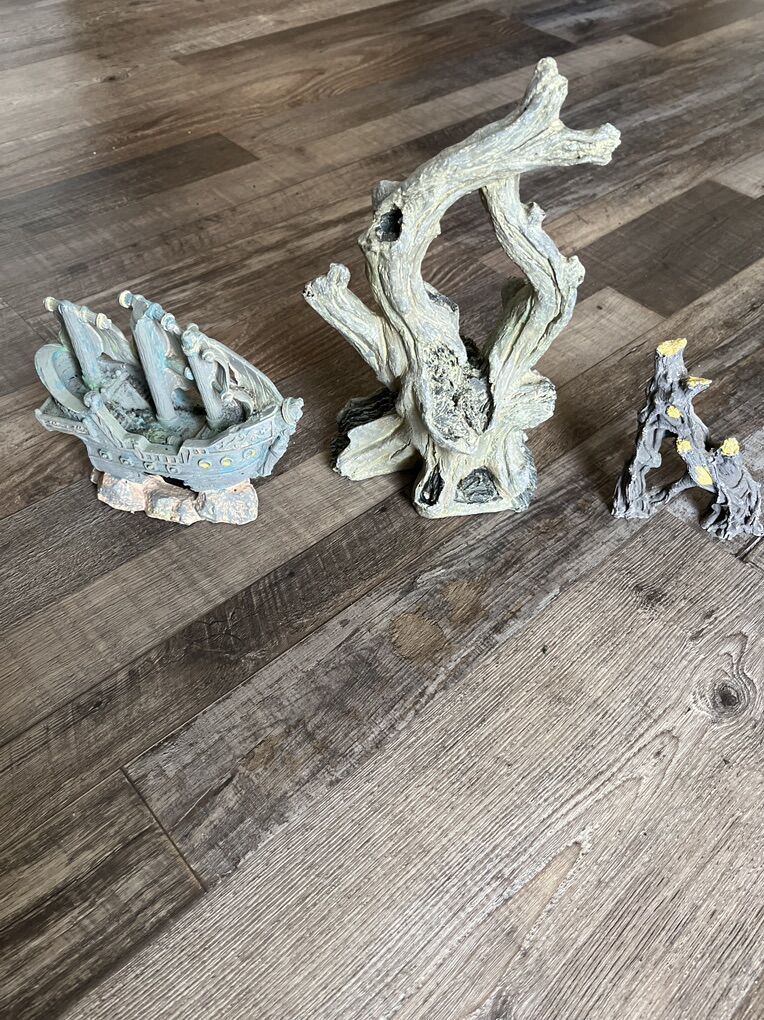 Aquarium/Reptile Decorations