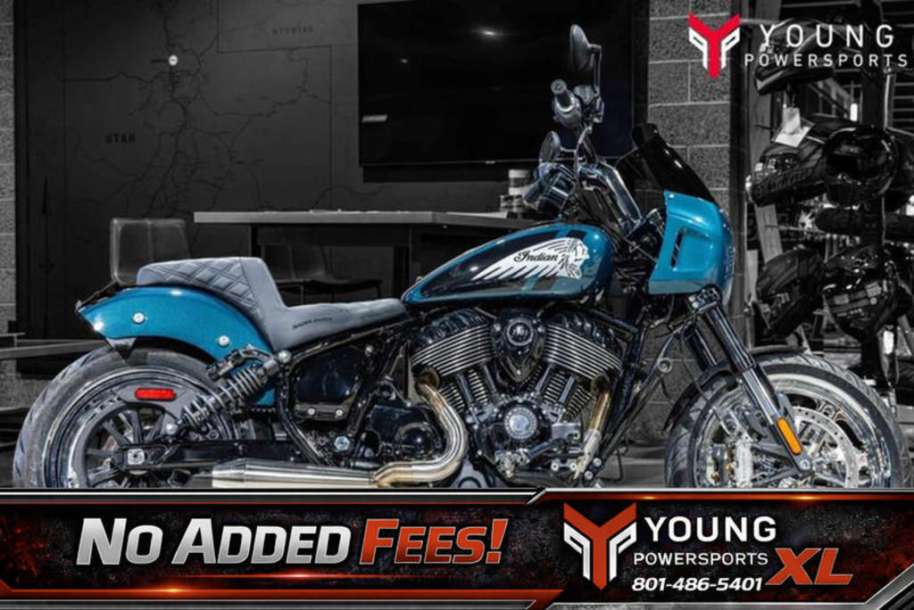 2025 Indian Motorcycle® Sport Chief Cascade Green Metallic