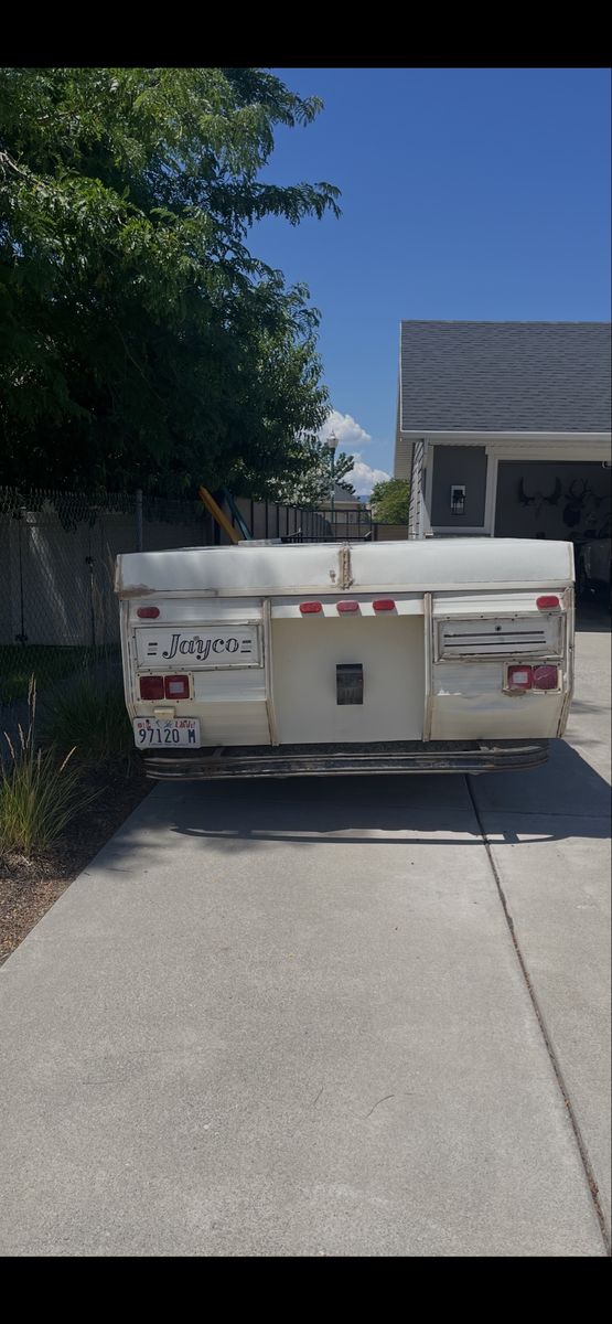 Jayco Pop-Up Tent Camper Trailer