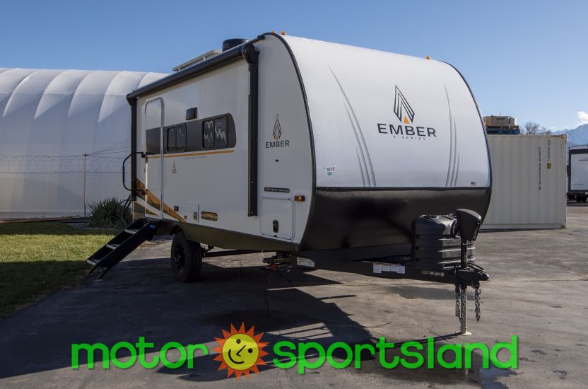 2026 Ember E-series 18FBE Rear Bath