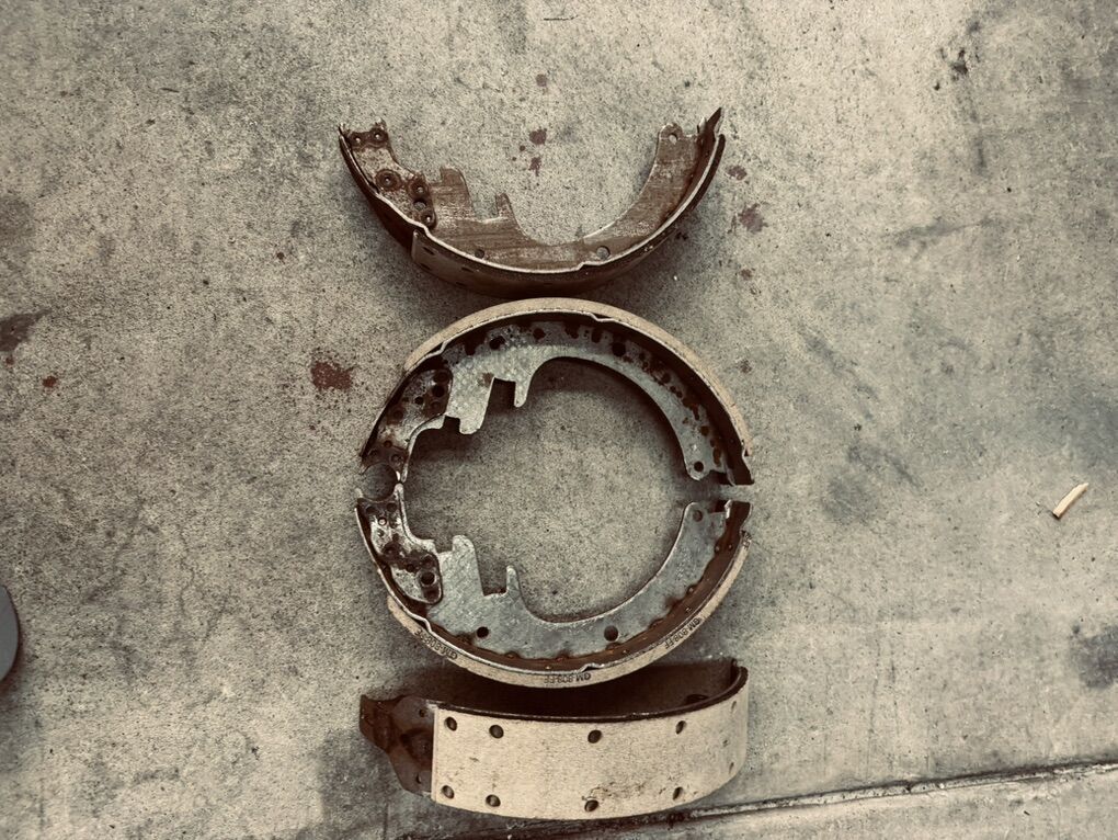 76to78 Chev 3/4 Ton Pickup Brake Linings