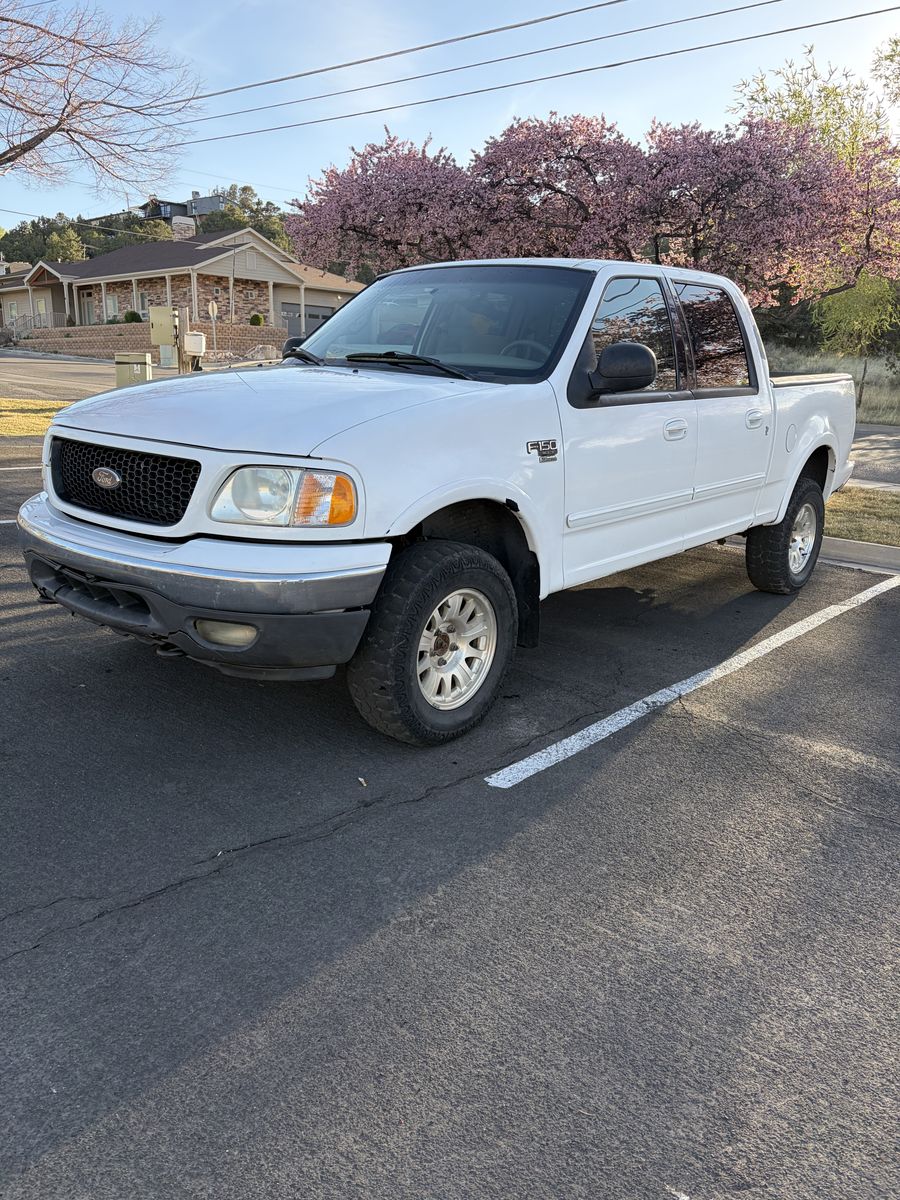 2002 Ford F-150 XLT