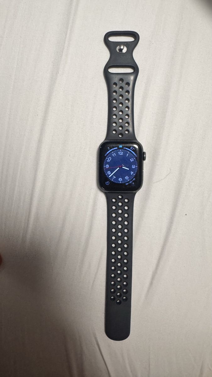 Apple Watch Series 5 with Cellular 44mm