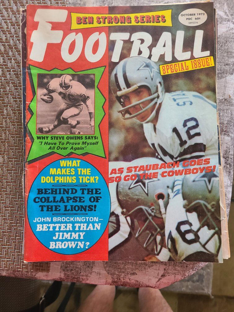 Ben Strong Series Football Special Issue October 1972 Magazine Staubach