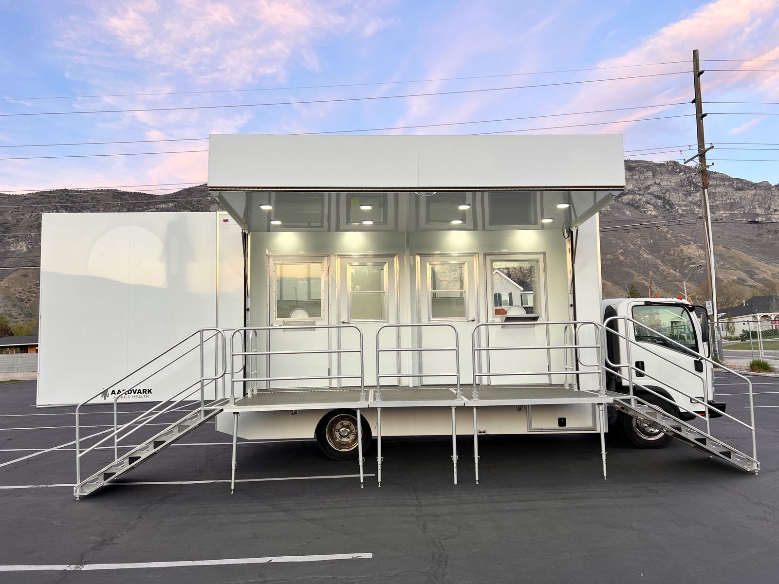 Mobile Business Vehicle