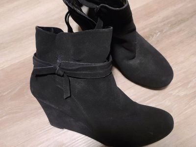 Nicole Black Suede Wedge Ankle Boots - Size 10M, 3-inch Heel