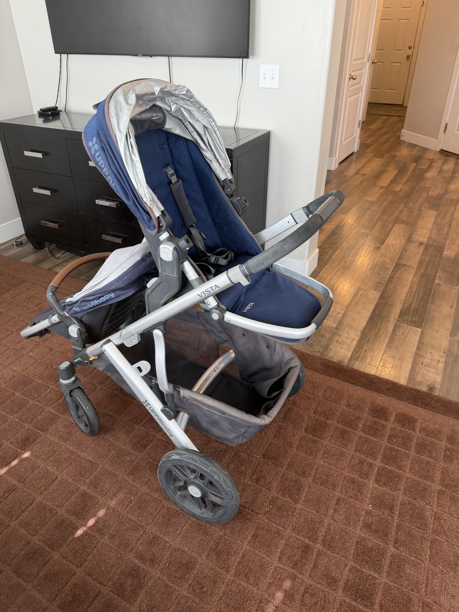 UPPAbaby Vista Double Stroller Bundle – Bassinet, Rumble Seat, Covers & Travel Bag