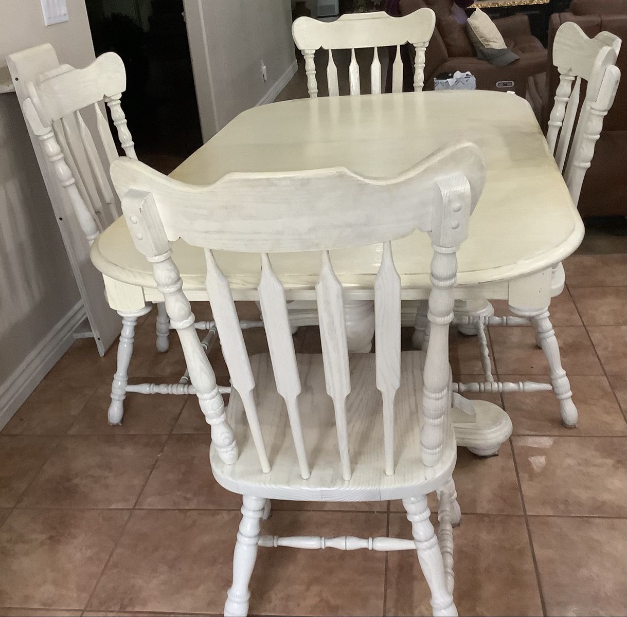 Off-White Solid Oak Dining Table and 4 Chairs Set
