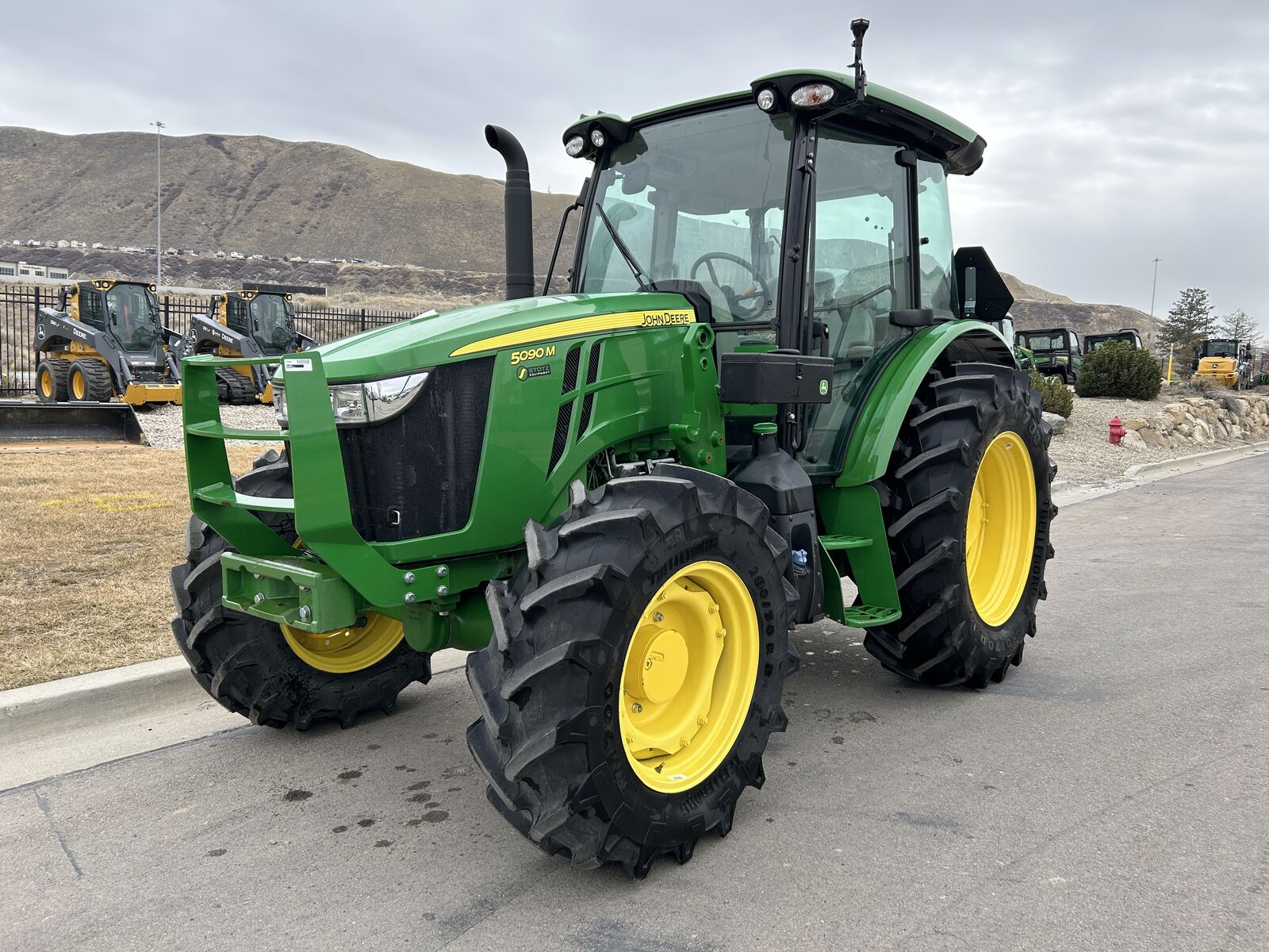 2022 John Deere 5090M Utility Tractor (22 Hours)