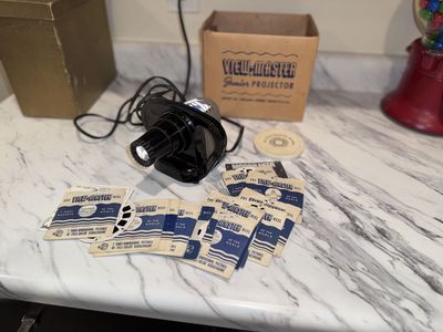 Vintage View-Master Junior Projector with Original Box & 19 sets of Reels
