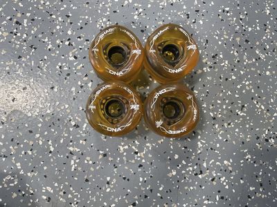 Shark wheels for longboards