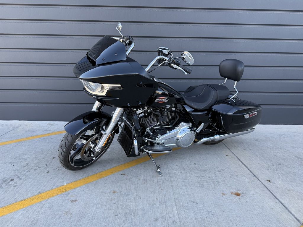 2024 Harley-Davidson® FLTRX - Road Glide®