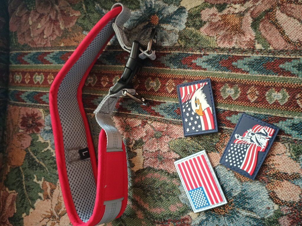 brand new large red dog collar w/patriotic patches