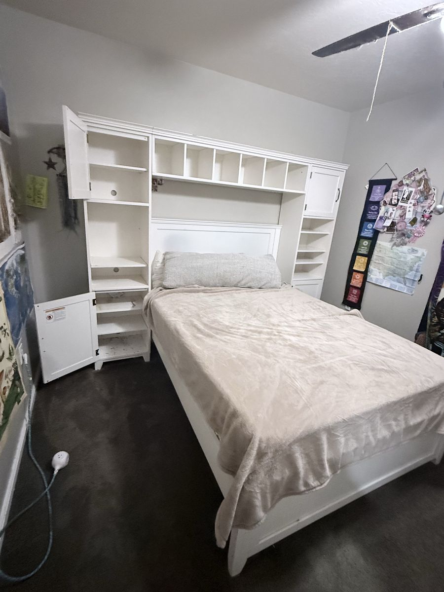 Potter Barn Teen Bedroom Set
