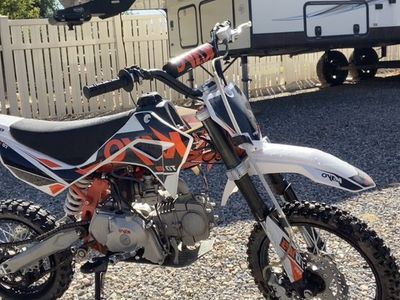 Kayo TT125 cc Dirt Bike Off-Road Motorcycle Pit Bike