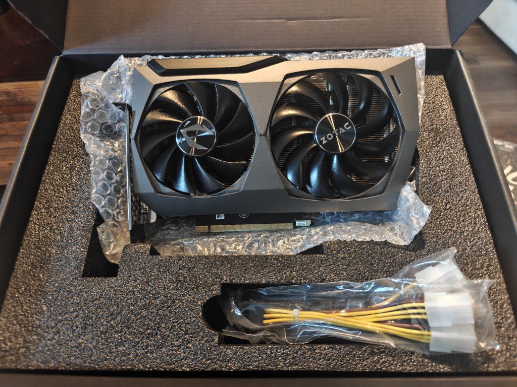 Main image 4