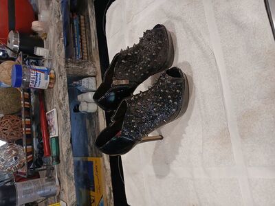 Women's clothing shoes