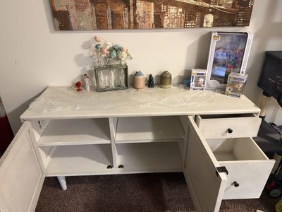 MOVING SELLING EVERYTHING IN APARTMENT
