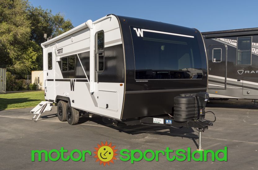 2026 Winnebago Thrive 18FBS Loft U-Shaped Dinette