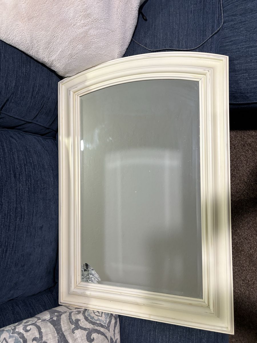Main image 3