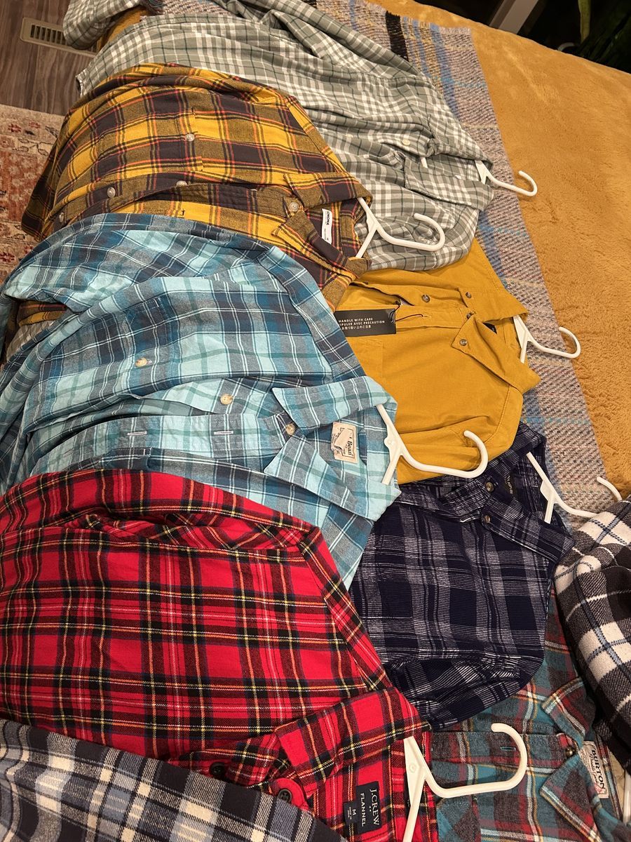 MENS MEDIUM FLANNEL SHIRTS $15 EACH