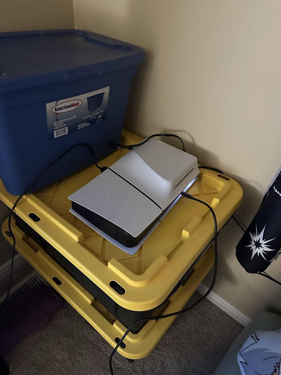 Like New 1Tb PlayStation 5 Slim Disc