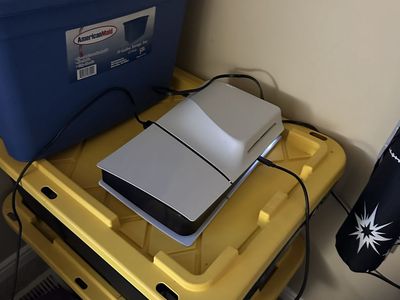 Like New 1Tb PlayStation 5 Slim Disc
