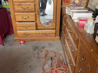 Oak dresser set
