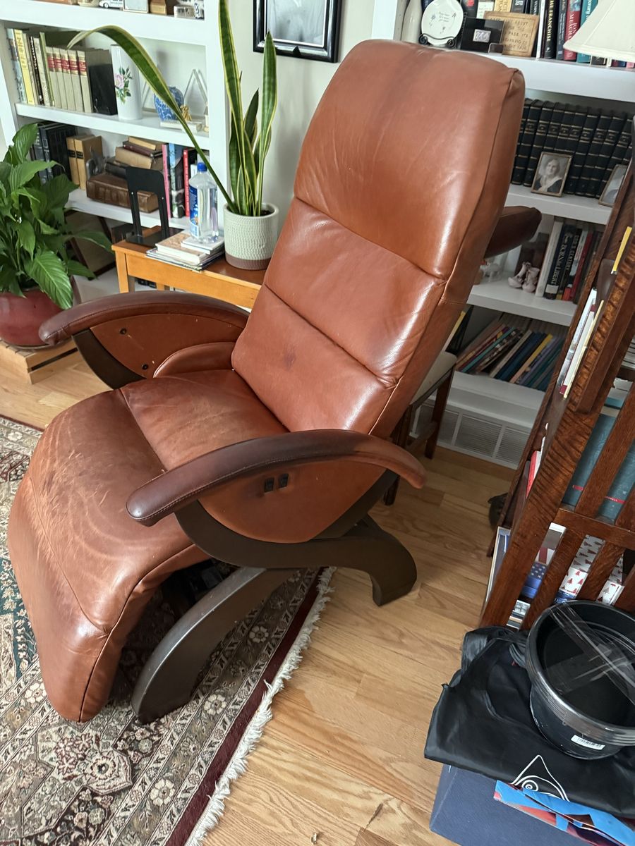 Zero gravity chair