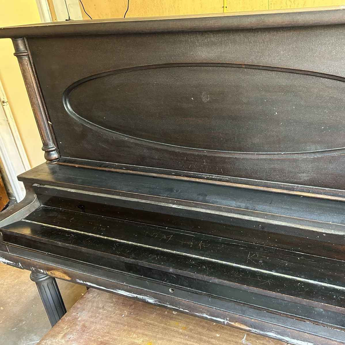 Main image 9