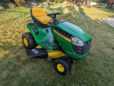 John Deere 100 Series Riding Lawn Mower - 330 Hours, Well-Maintained, Ready for Your Yard
