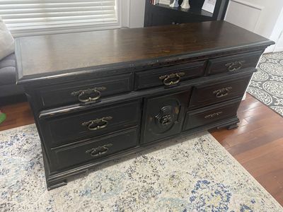 Flint Ridge Amish 7-Drawer Dresser