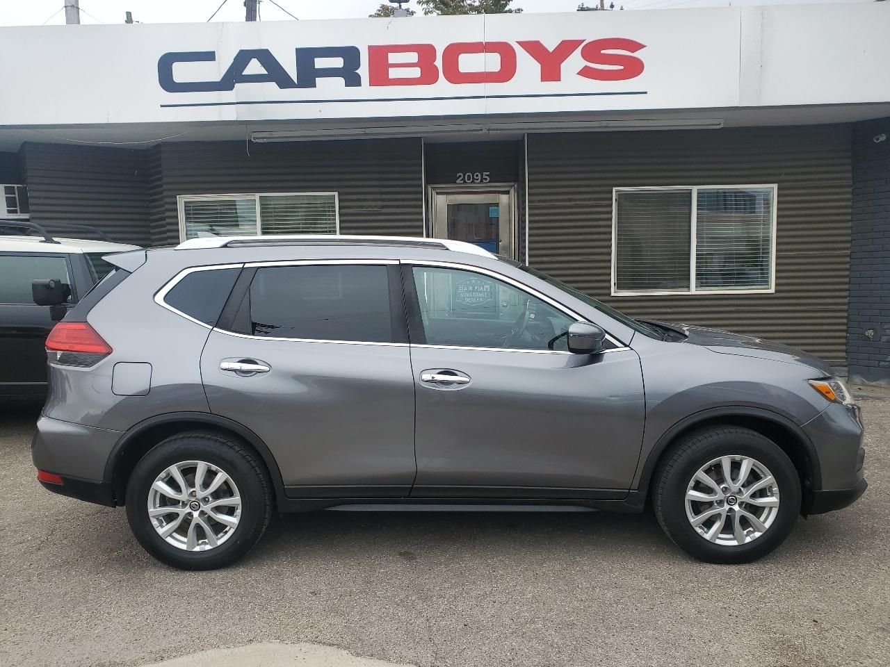 2017 Nissan Rogue SV