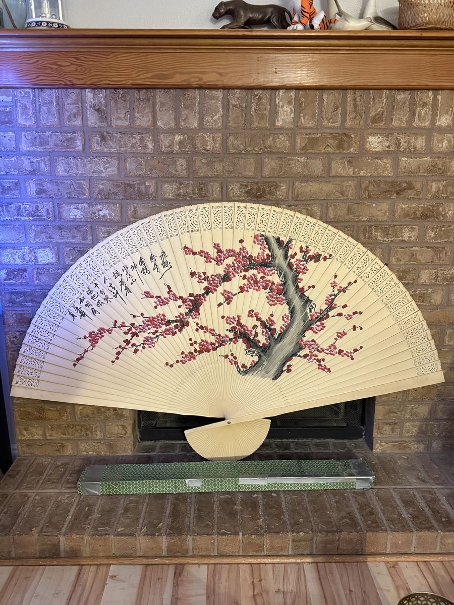 Very large oriental Chinese double sided fan