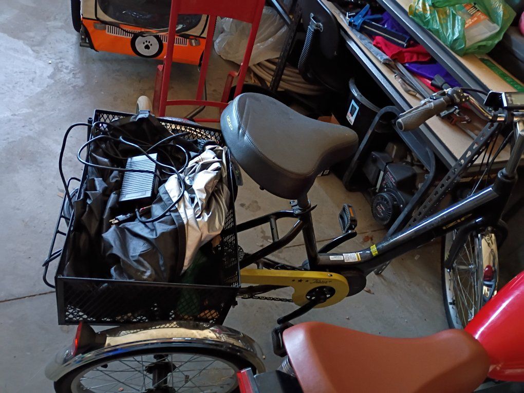 Main image 4