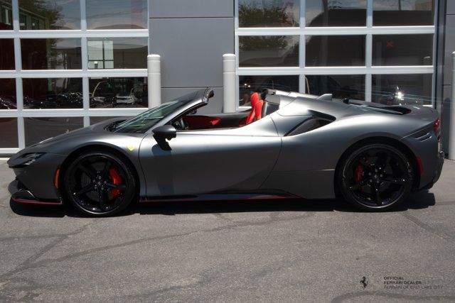 2024 Ferrari SF90 Spider Base