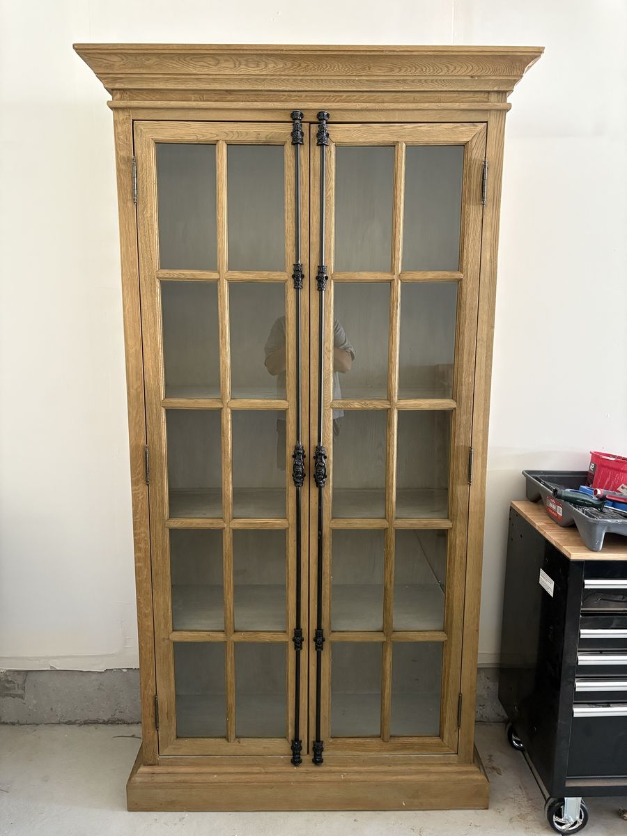 Elegant Wood Display Cabinet with Glass Doors - Perfect for Books or Collectibles