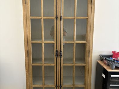 Elegant Wood Display Cabinet with Glass Doors - Perfect for Books or Collectibles