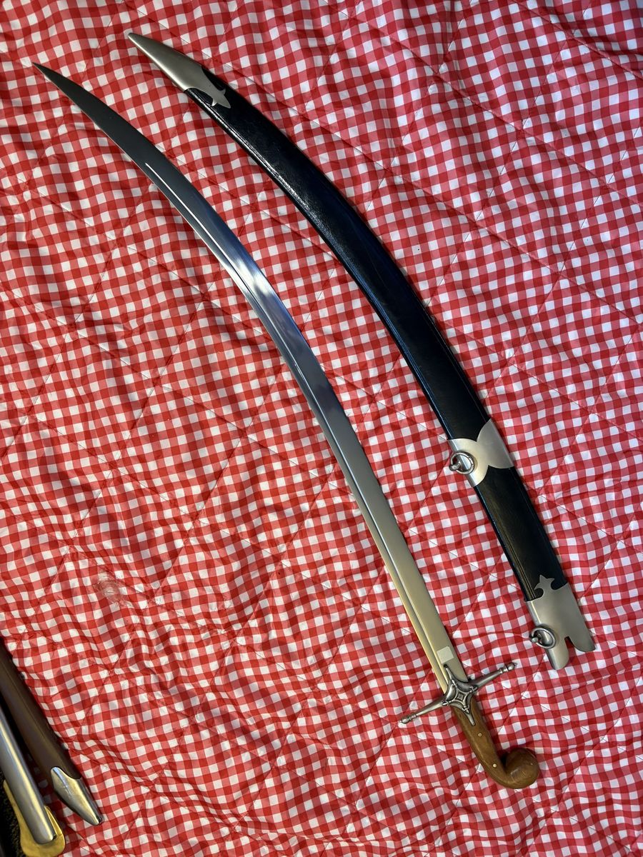 Windlass steel Decorative Curved Blade saber Sword with Scabbard - Ornate Hilt, Wooden Grip