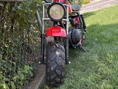 Massimo MB200S 196cc Gas Powered 7.5HP Mini Bike Motorcycle