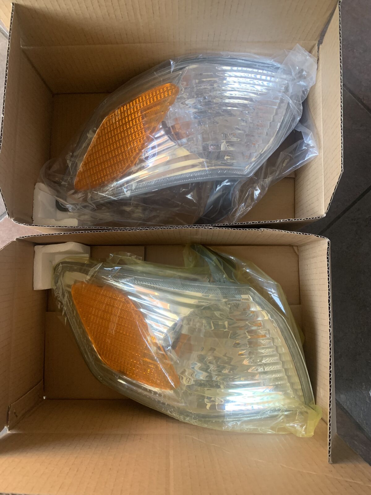 2000 - 2001 Toyota Camry Turn Signal Cornering Light Pair New 00-01