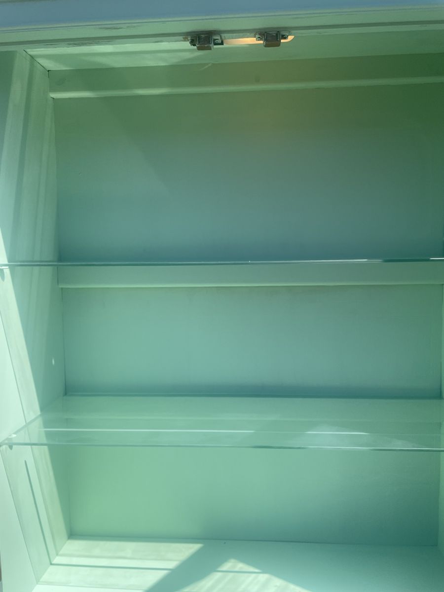 Main image 4