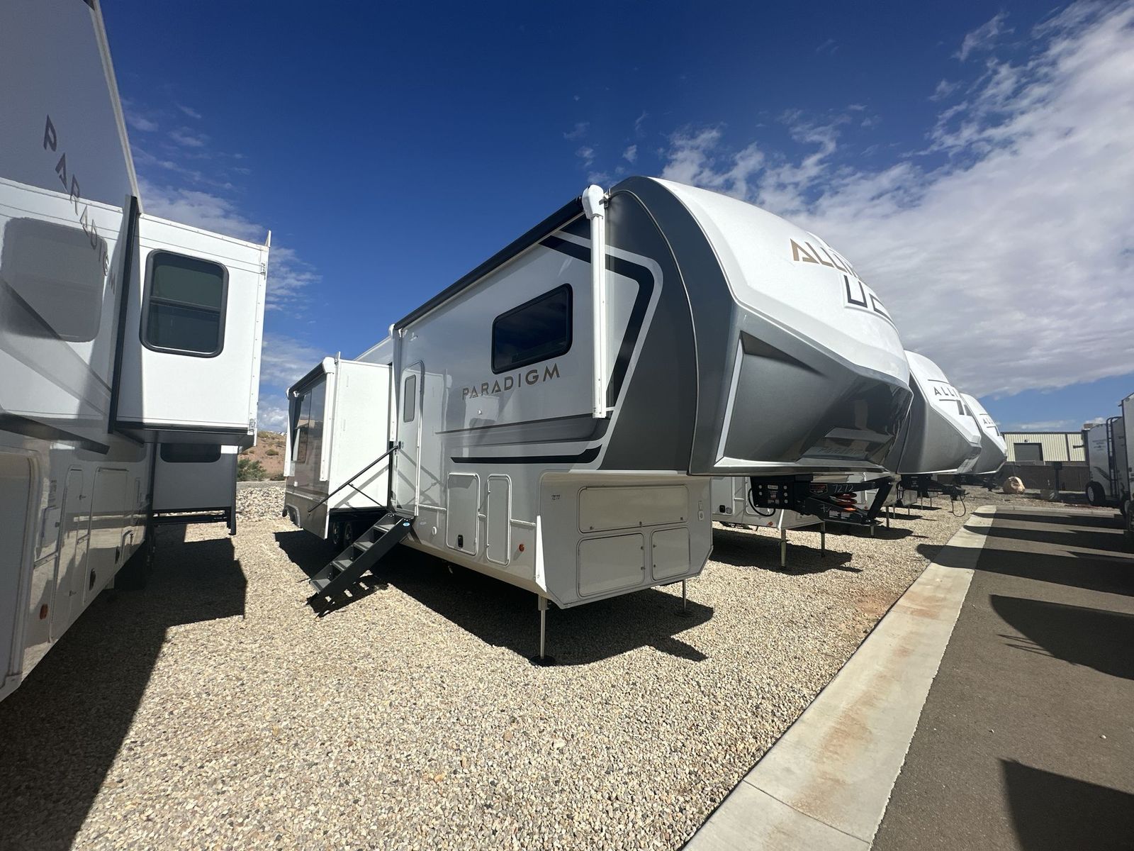 2026 Alliance RV Paradigm 395DS